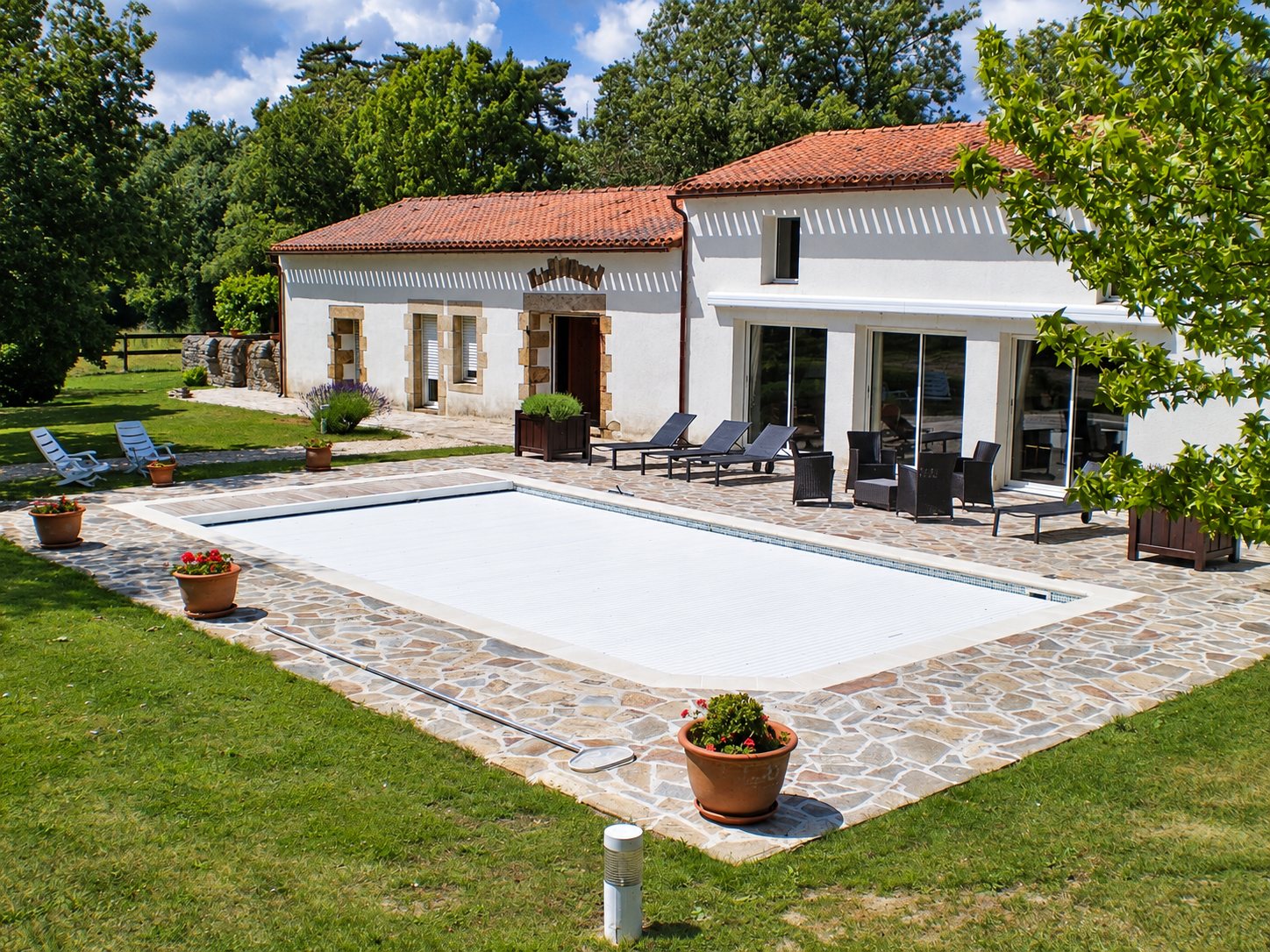 Terrasse en pierre naturelle